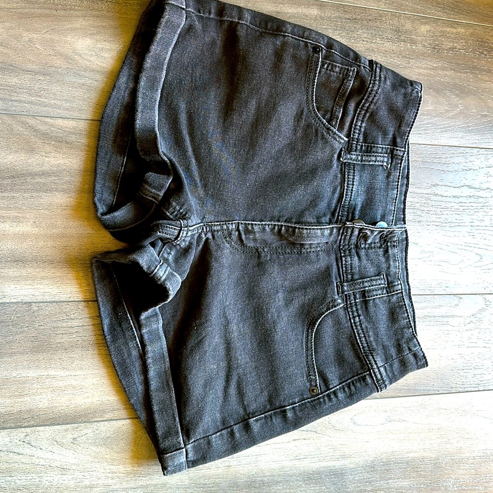 These are walmart brand black shorts high rise. Double button and zipper.